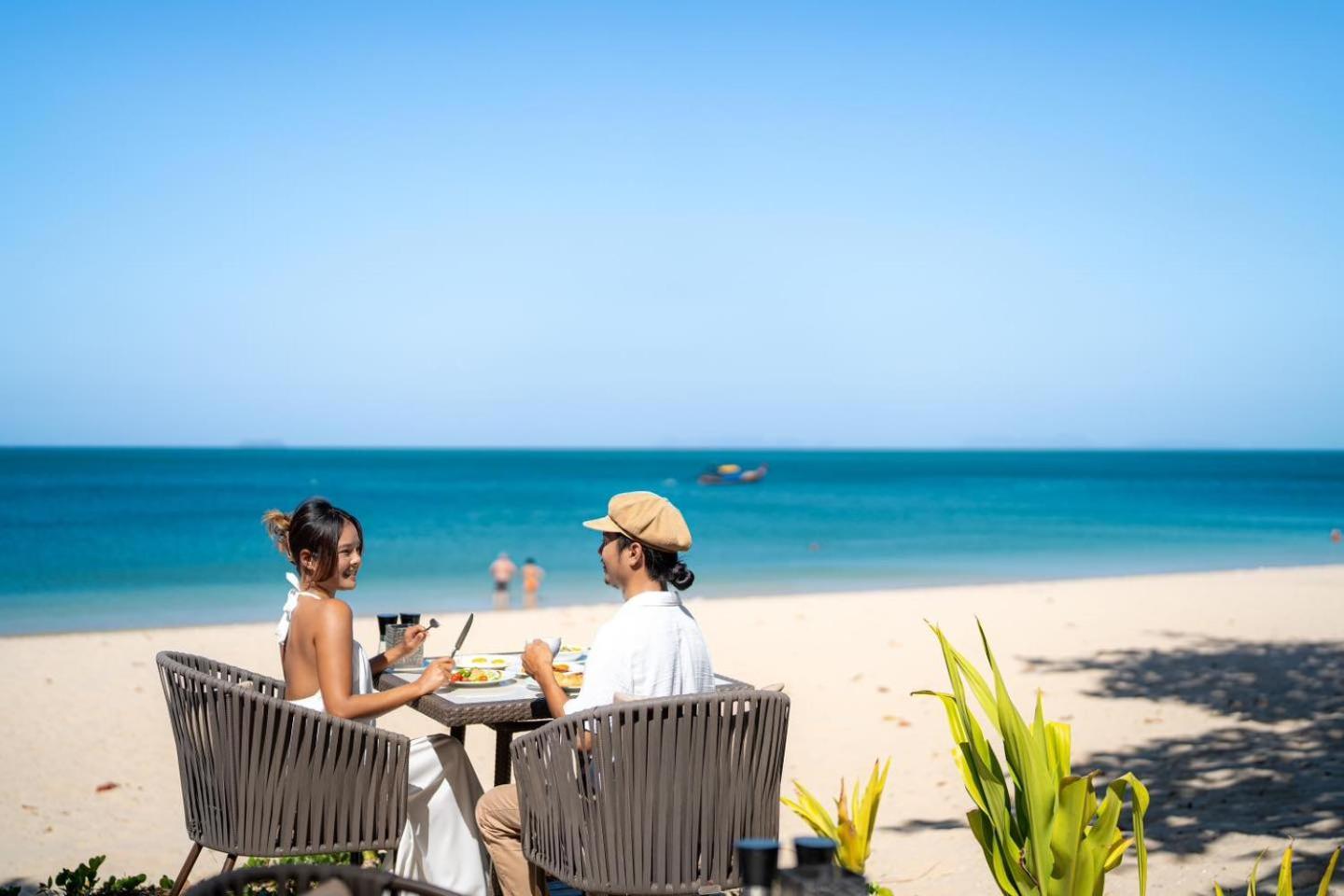 Layana Resort&Spa - SHA Extra Plus Koh Lanta Bagian luar foto